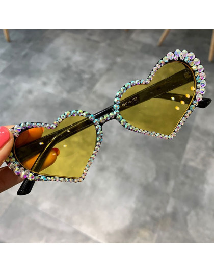 W stylu Vintage serca okulary przeciwsłoneczne kobiety moda luksusowe Rhinestone dekoracji Cat Eye okulary mężczyźni okulary ócu